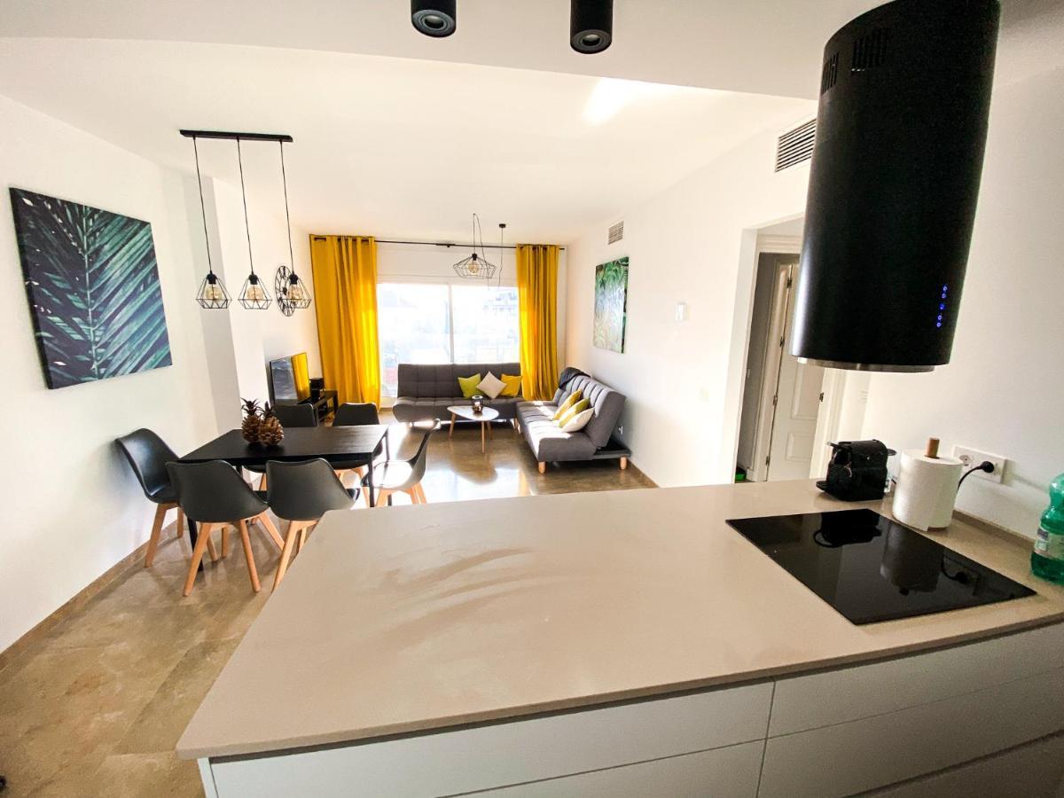 Beautiful New Apartment With Sea View Castillo de Sabinillas Extérieur photo